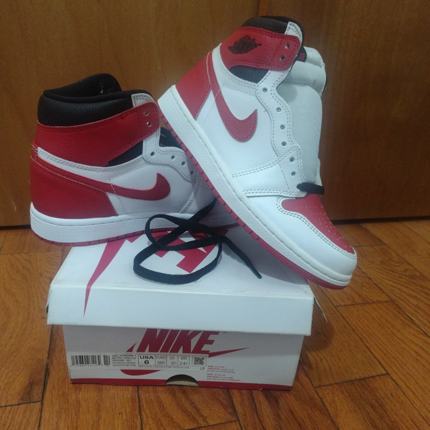 Air Jordan 1 High OG - photo 2