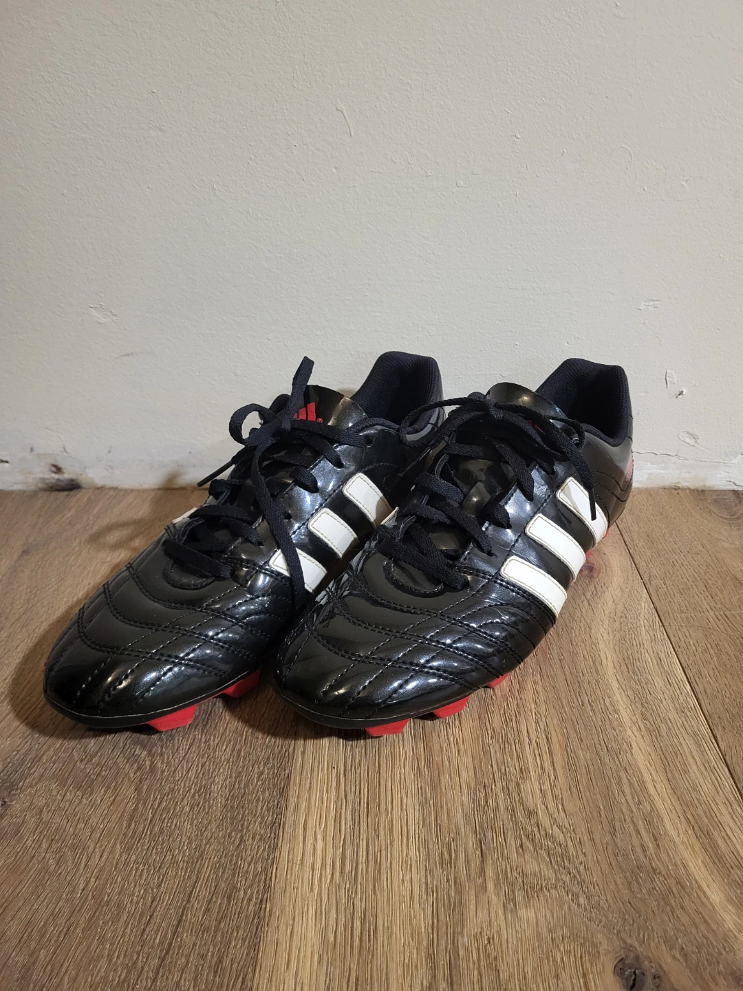 Soccer cleats - photo 2