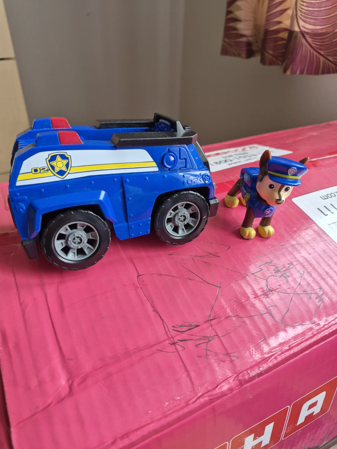 Paw Patrol Chase's Cruiser Vehicle with Figure - photo 2