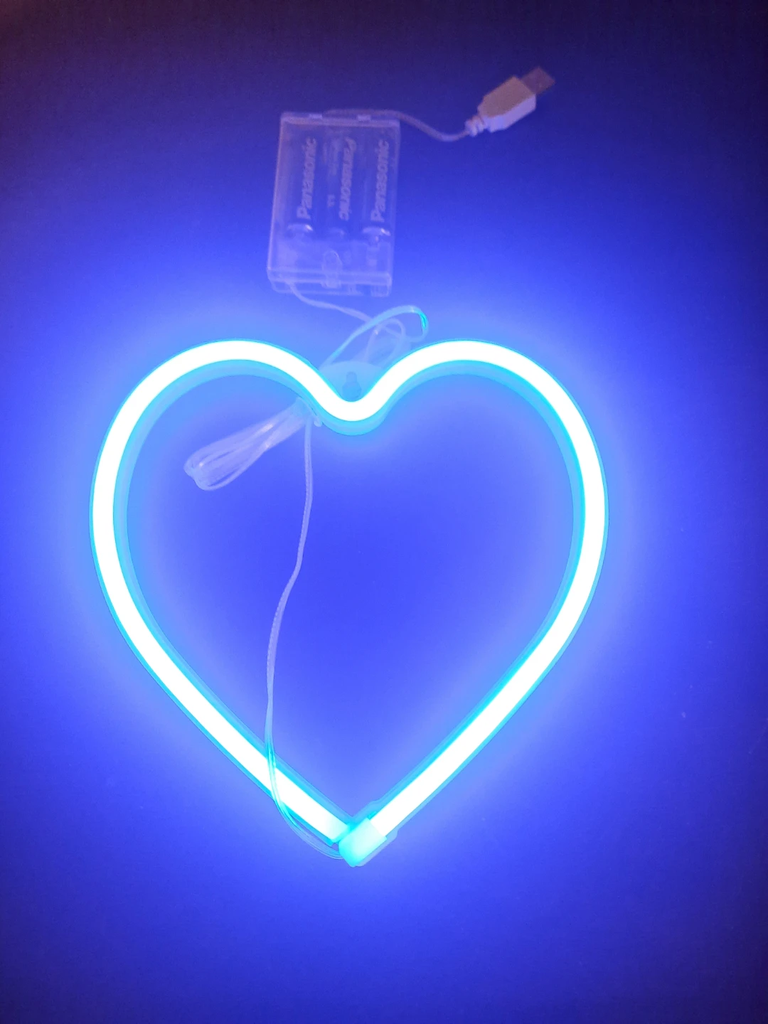 Heart Neon Light blue