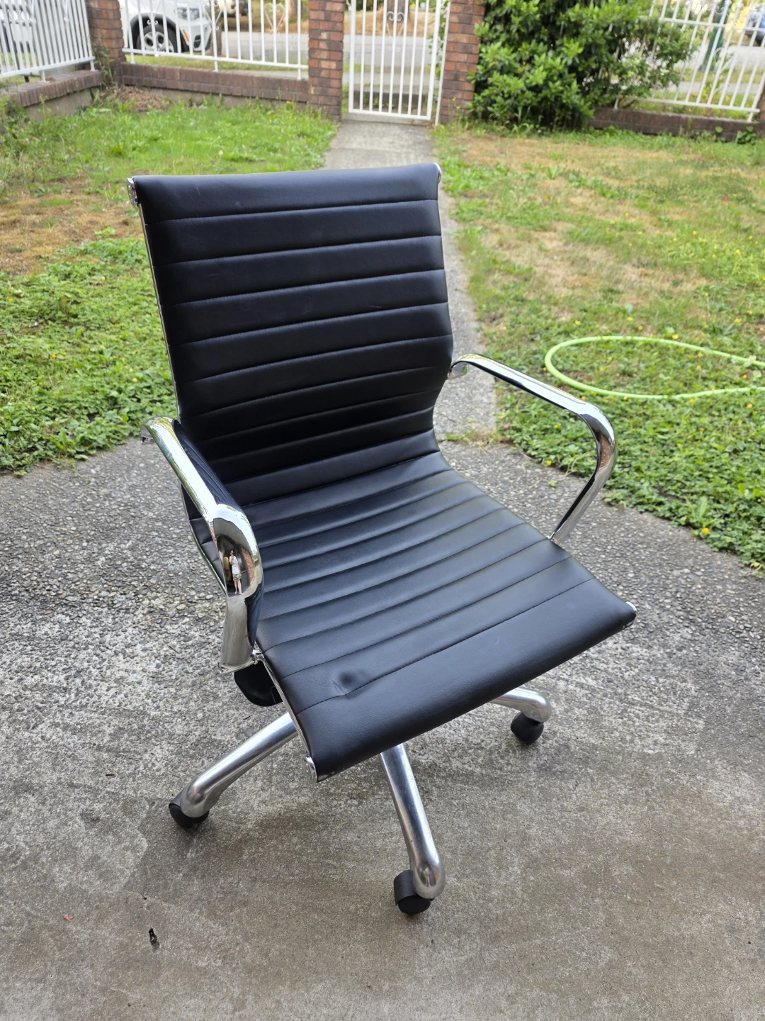 Black Executive Office Chair with Chrome Accents - photo 2