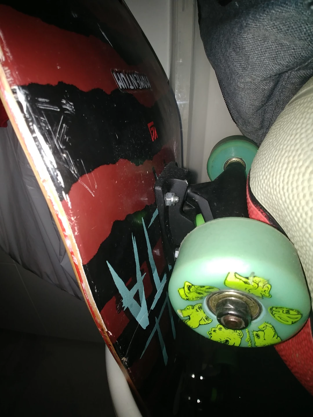 Skateboard