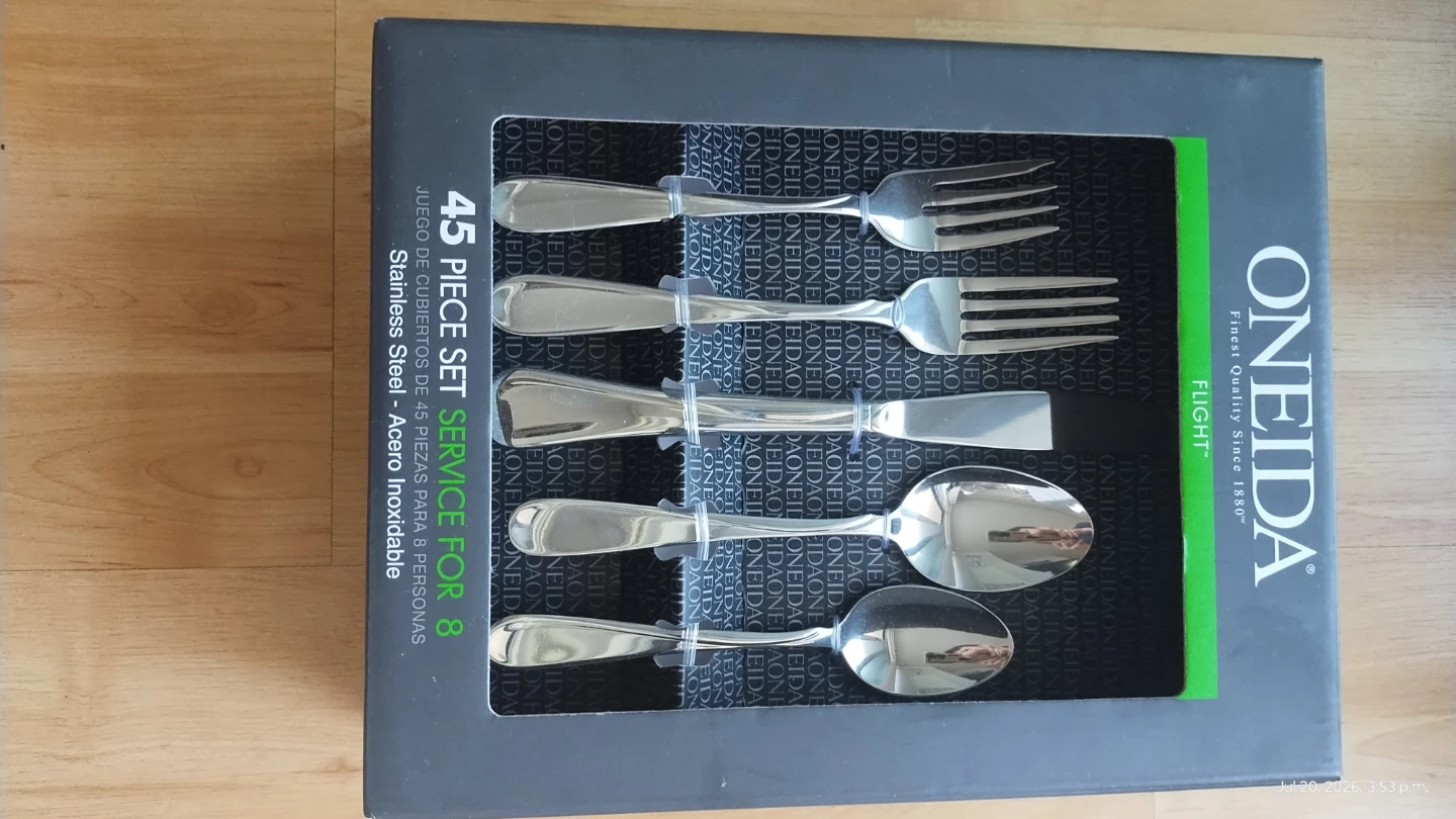 Oneida Flight 45-Piece Stainless Steel Flatware Set for 8 - photo 5