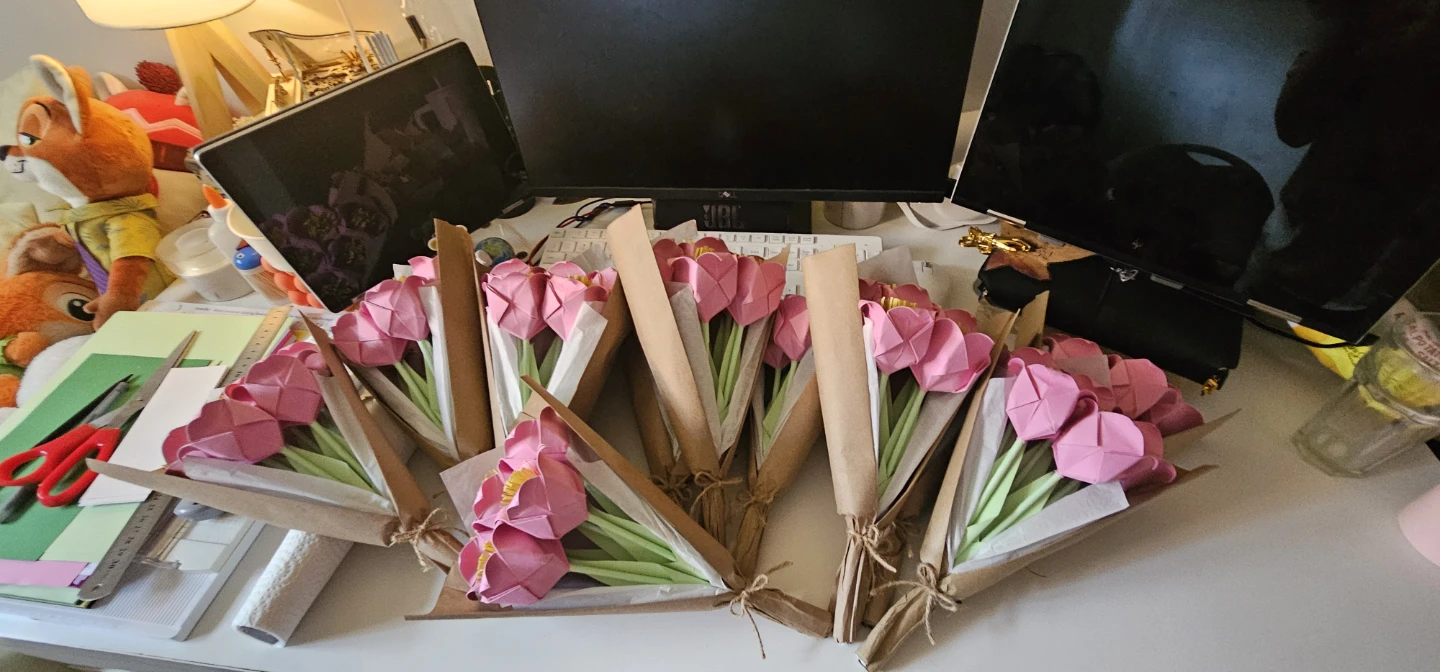 Pink and Red Origami Tulip Bouquets