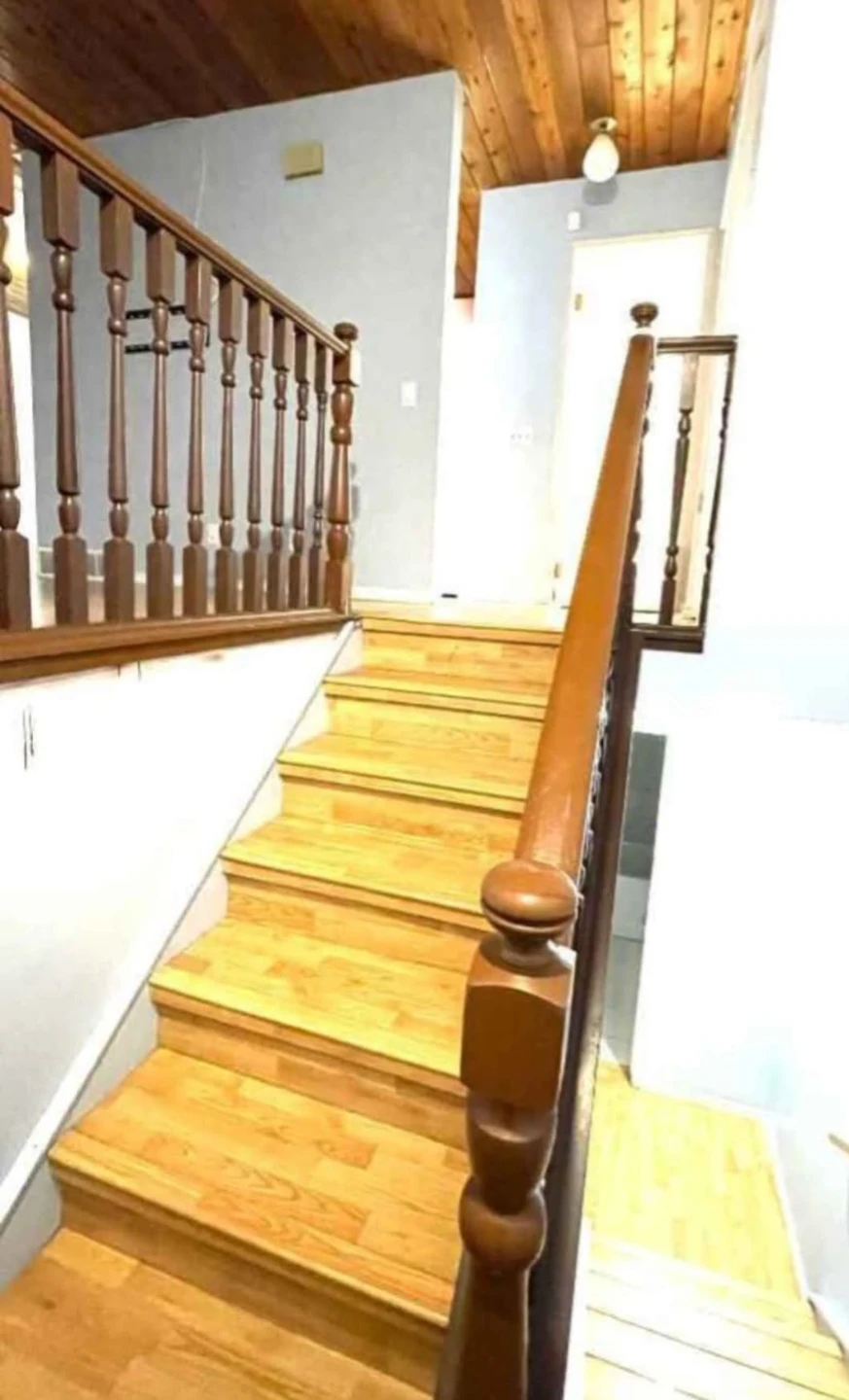 2 bedroom 1.5 bath townhouse  for rent - photo 2