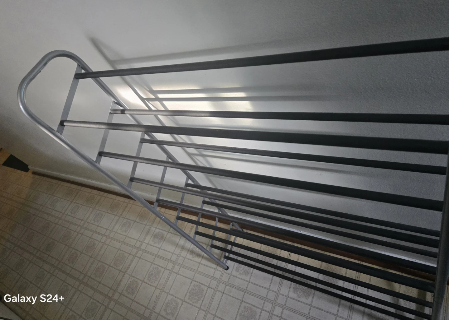 Silver 8-Tier Shoe Rack - photo 3