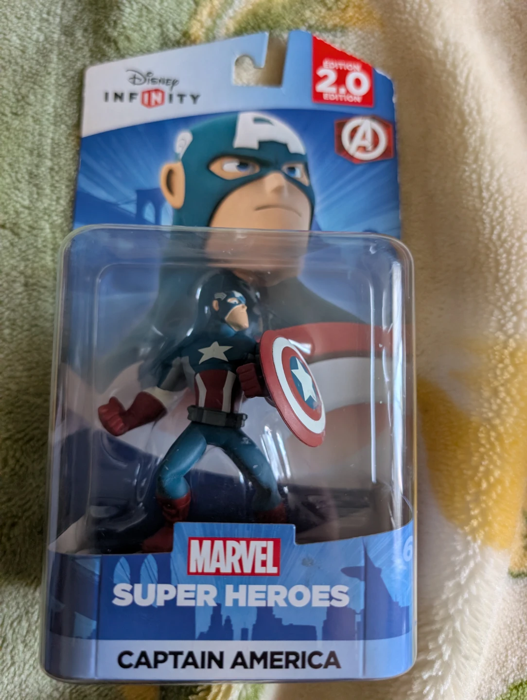 Disney Infinity Marvel Super Heroes Captain America 2.0 Edition