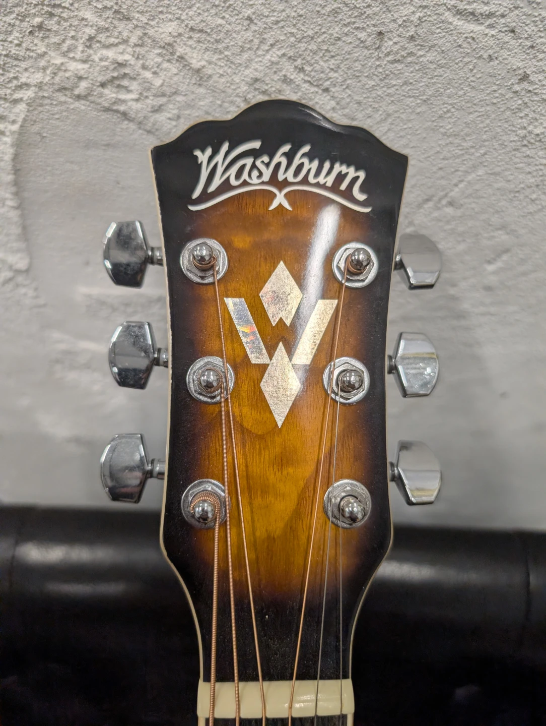 Washburn Acoustic Guitar - photo 3