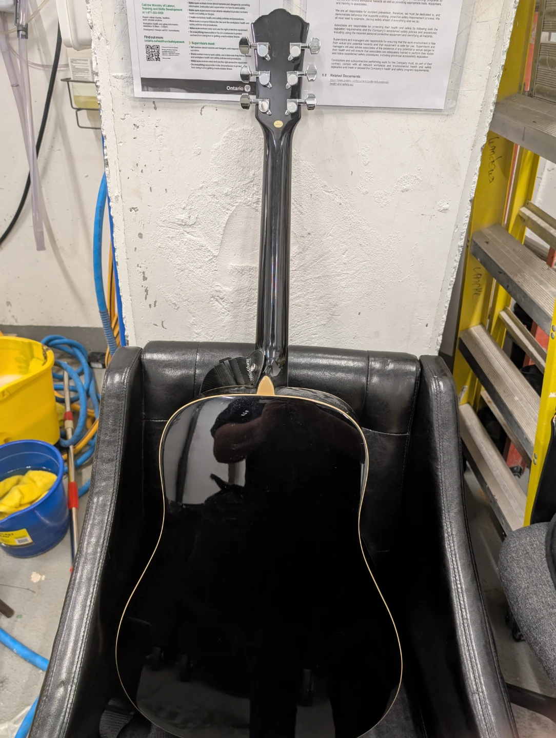 Washburn Acoustic Guitar - photo 5