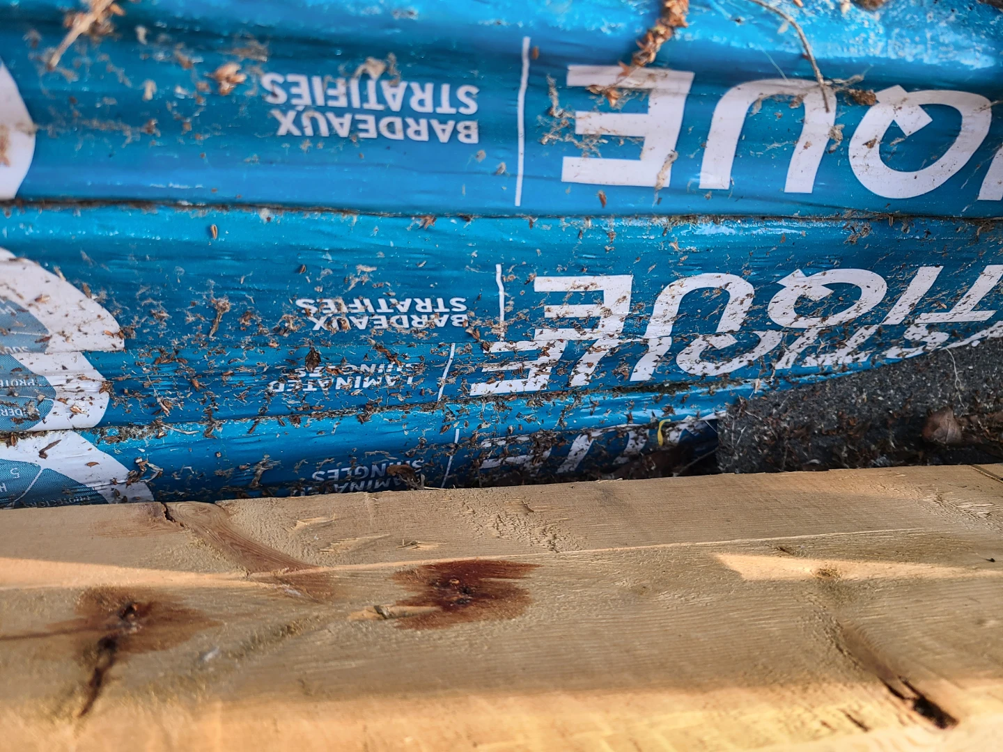 Roofing Shingles - photo 2