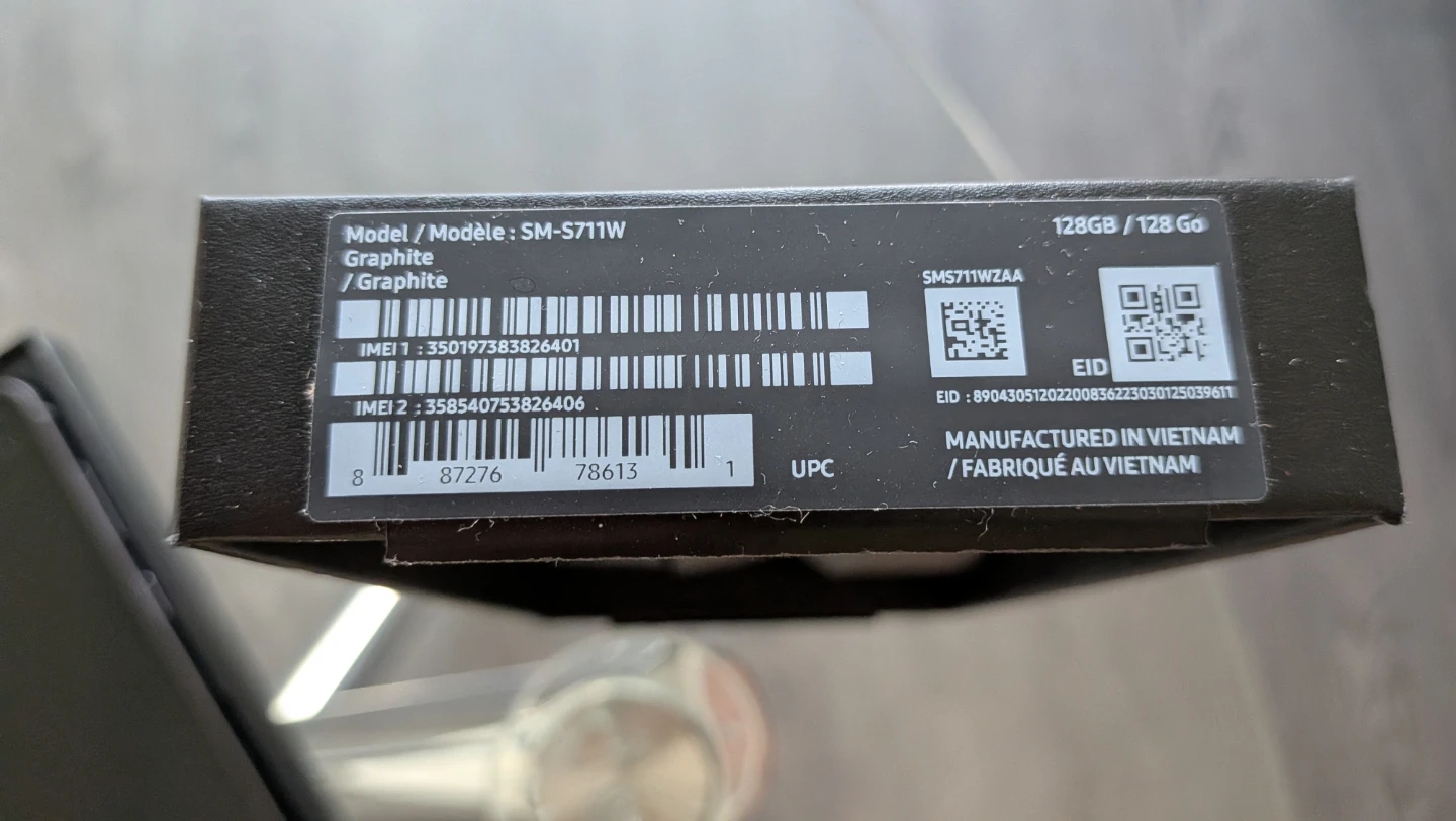 Samsung Galaxy S23 FE 128GB – Like New Condition Unlocked - photo 2