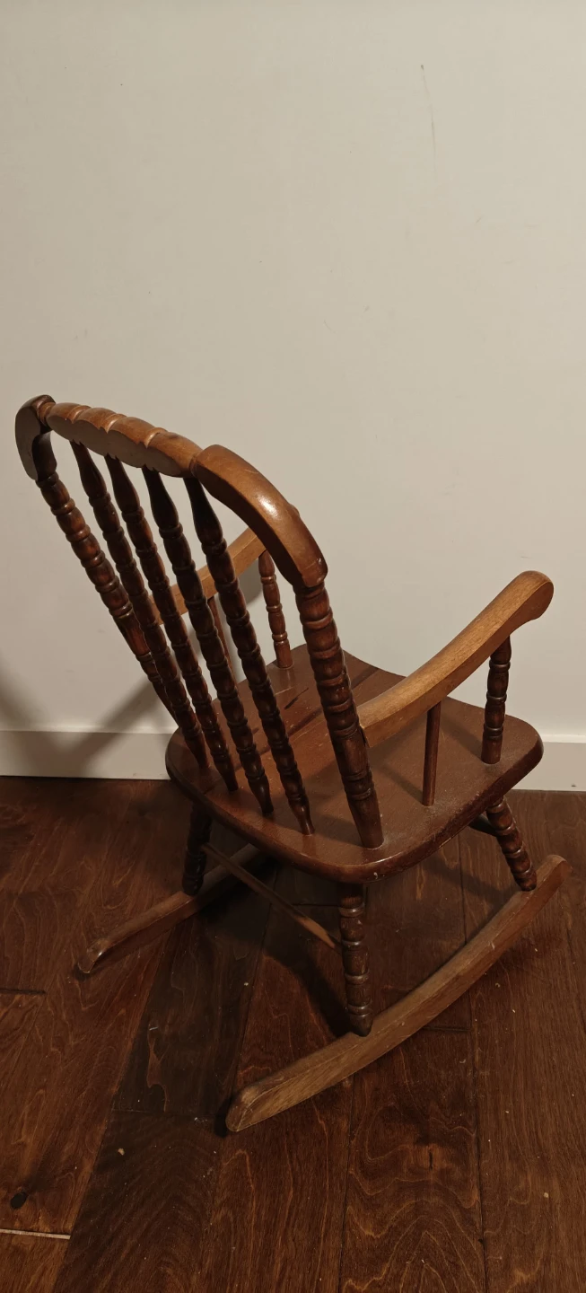 Child's Wooden Rocking Chair - photo 4
