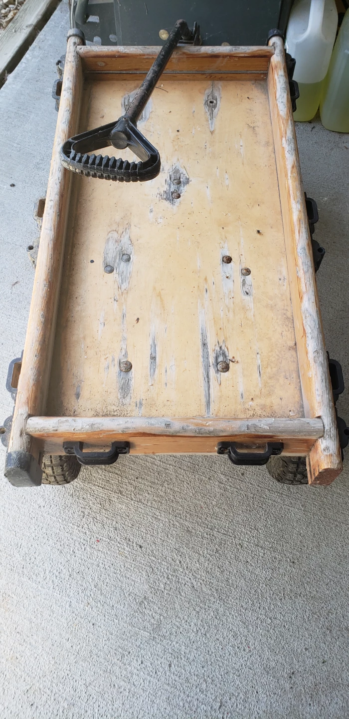 Wooden pull wagon with handle Used - photo 2