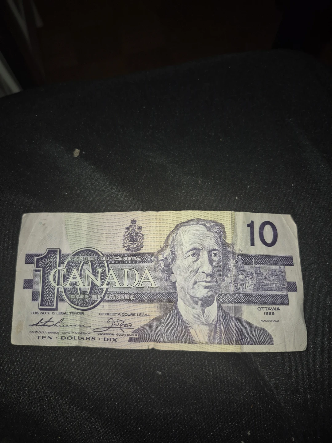 Canadian $10