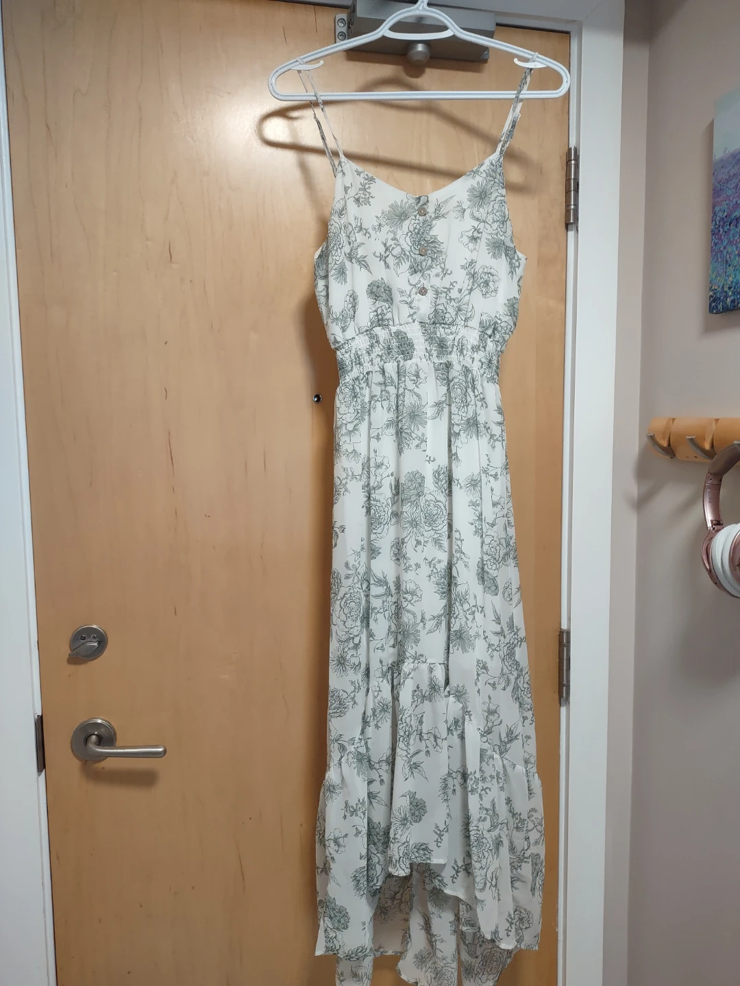 Women's dresses - size small