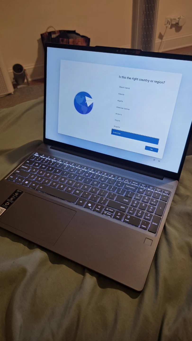 Lenovo - IdeaPad Slim 3x - 15.3" Laptop - Like new - photo 4
