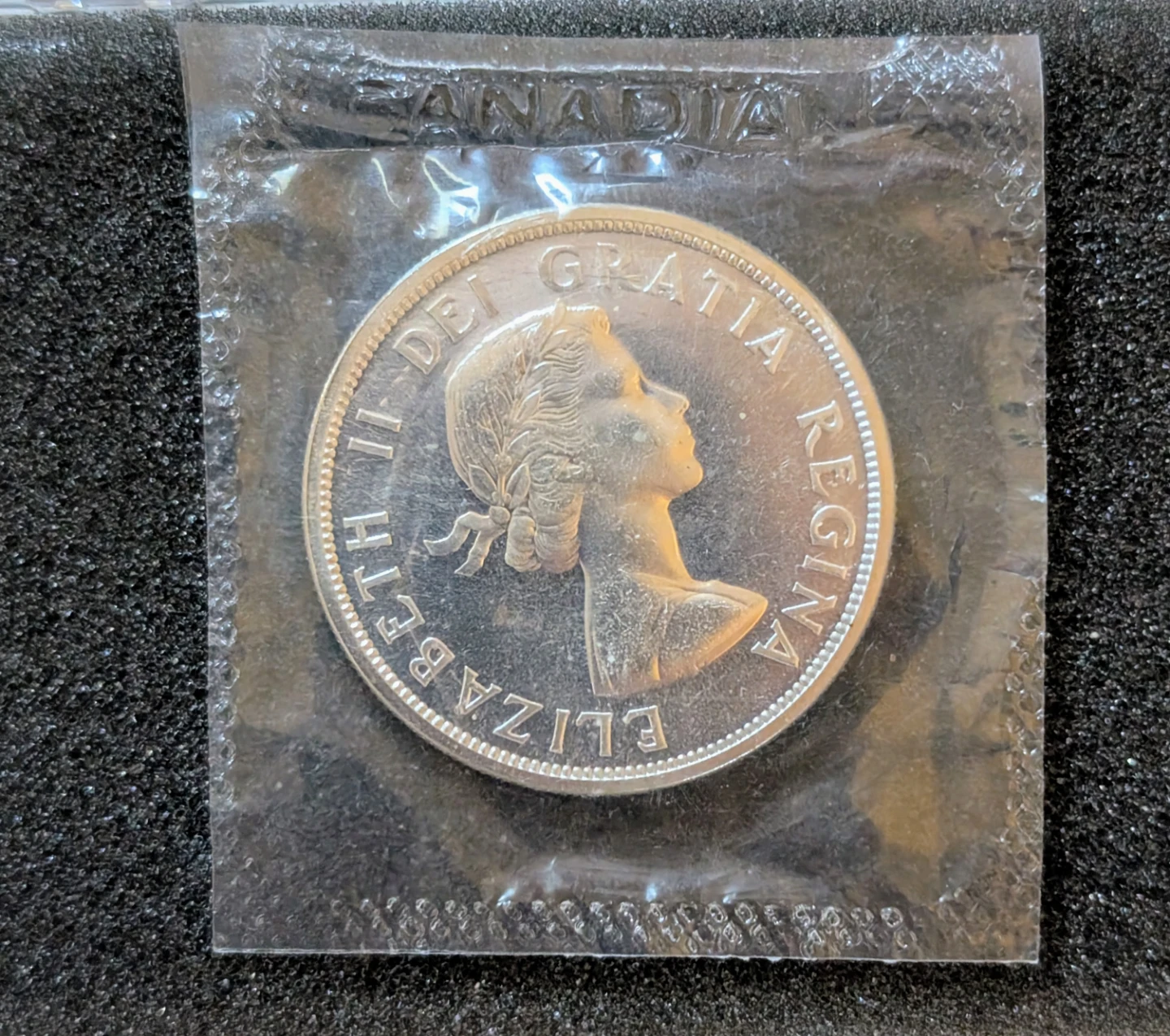 1963 Silver Canadian Dollar Coin - photo 2
