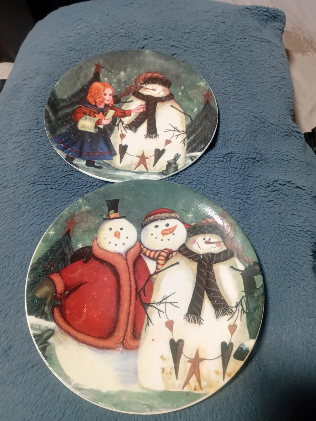 Decorative Christmas Plates - Set of 2