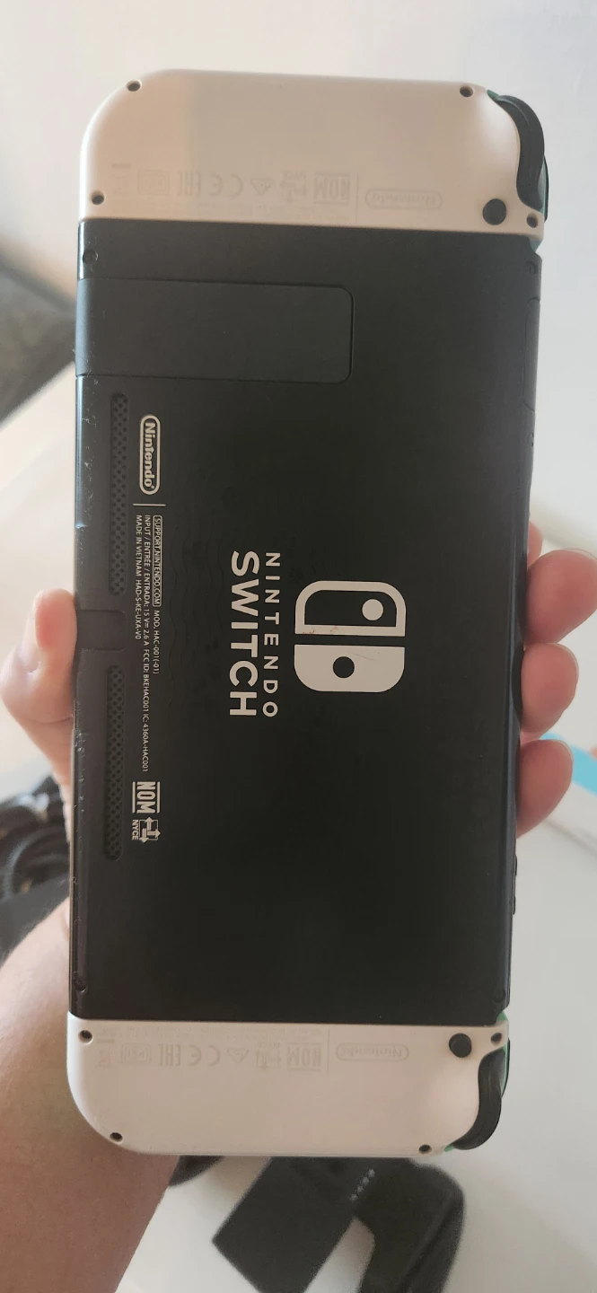 Nintendo Switch V2 Animal Crossing Edition - photo 4