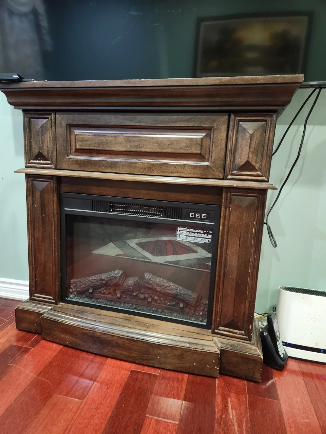 Electric Fireplace with Wooden Mantle - photo 3