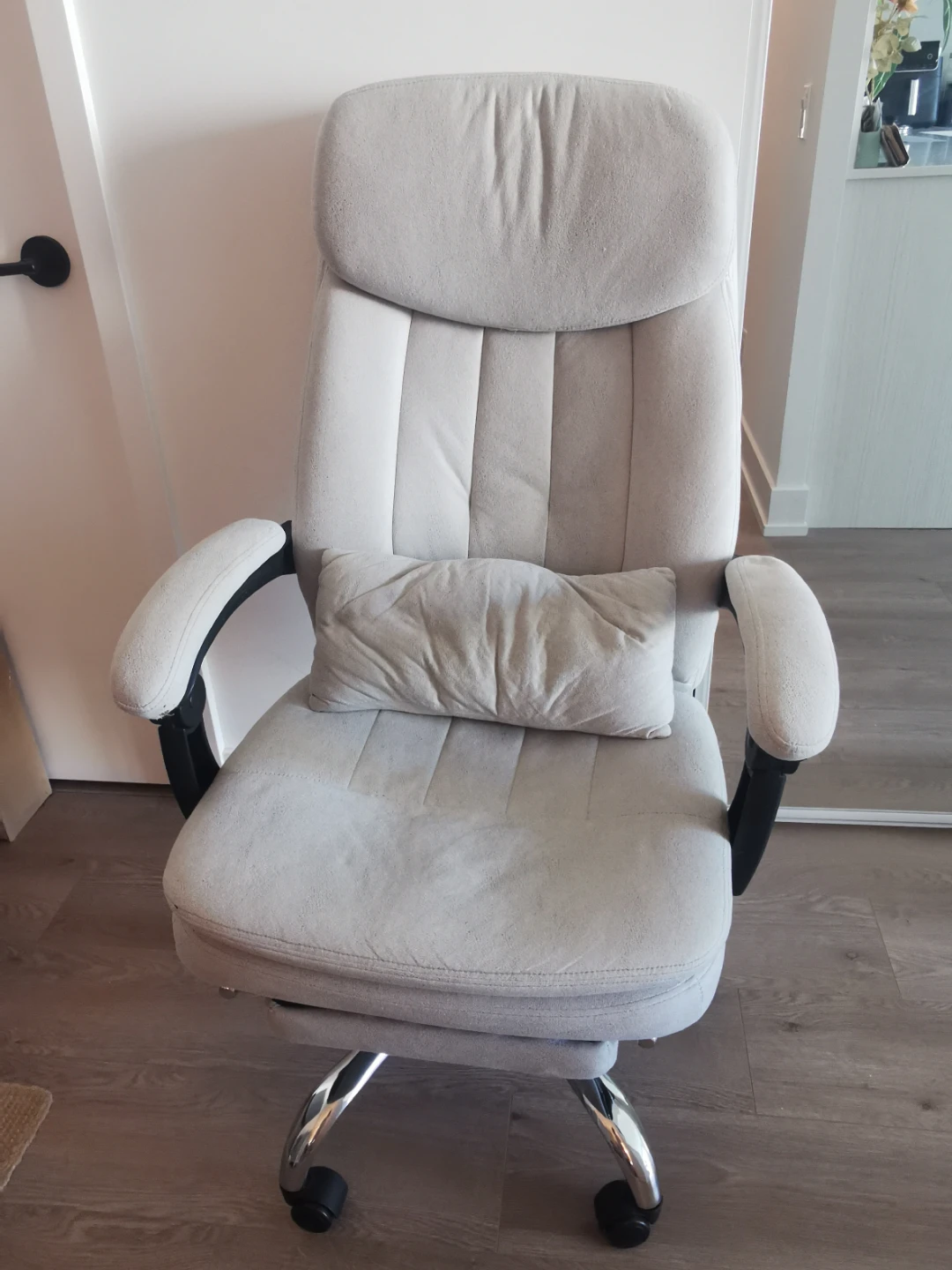 Office Chair with Footrest - photo 3