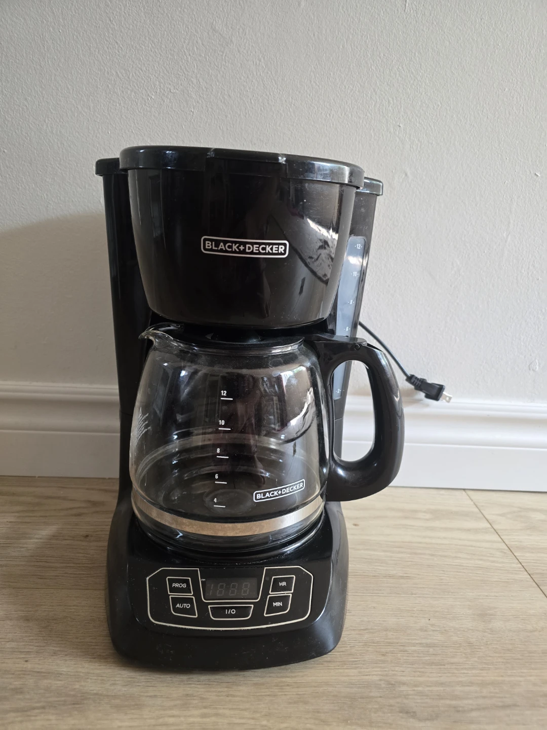 Black+Decker 12-Cup Coffee Maker - photo 2