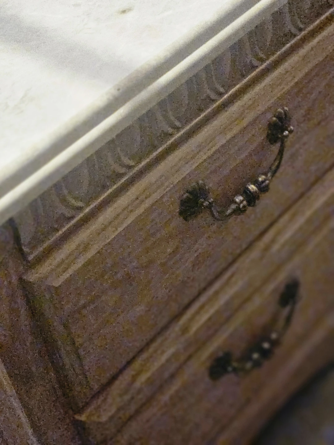 Solid Wood Headboard and Drawer Dresser Set - photo 3