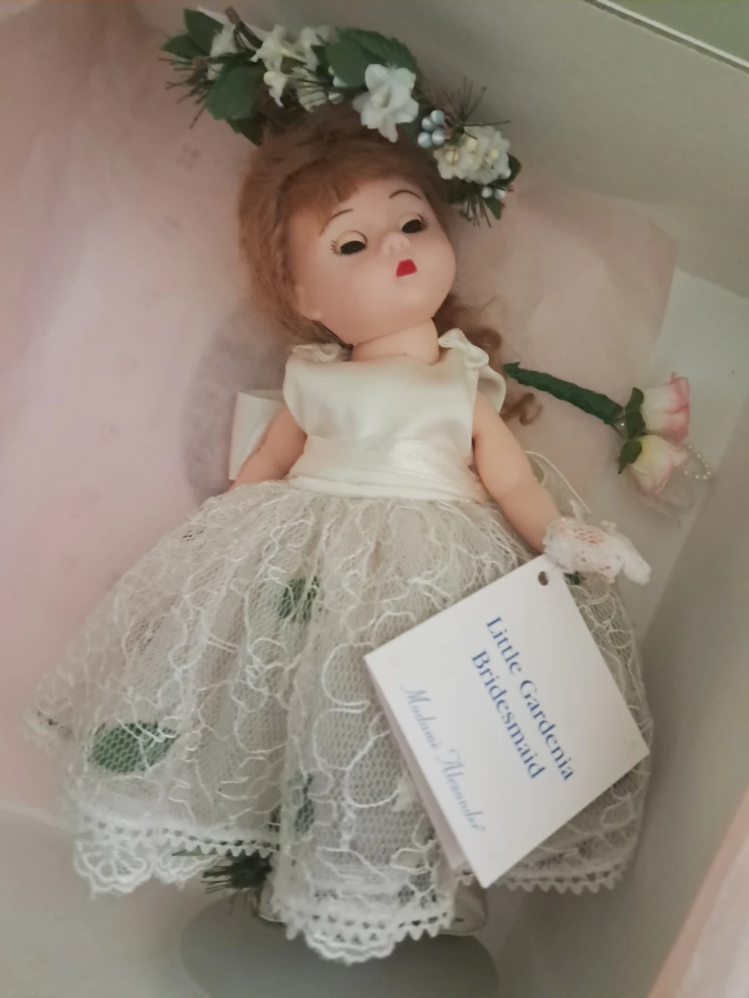 Madame Alexander Little Gardenia Bridesmaid Doll 8" BNIB NRFB - photo 5