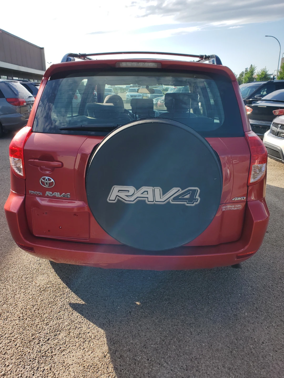 Red Toyota RAV4 V6 AWD - photo 4