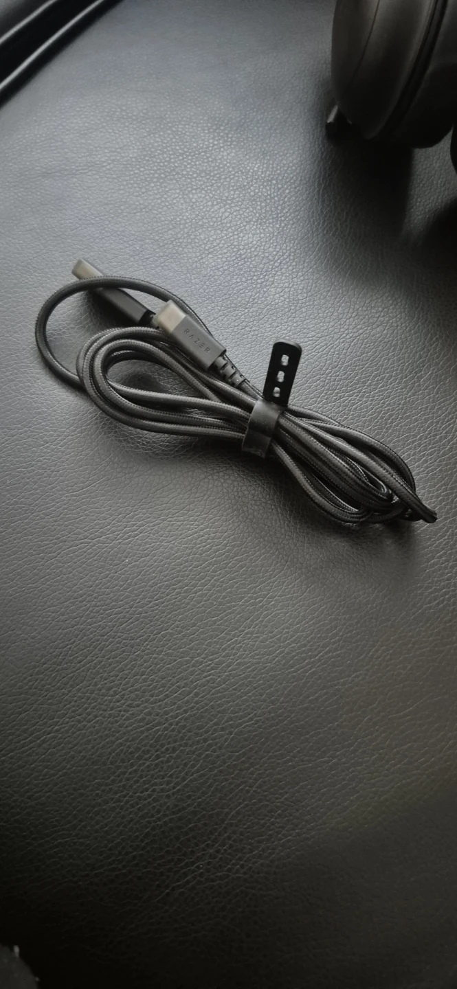 Black Razer Gaming Headphones with Microphone - photo 3