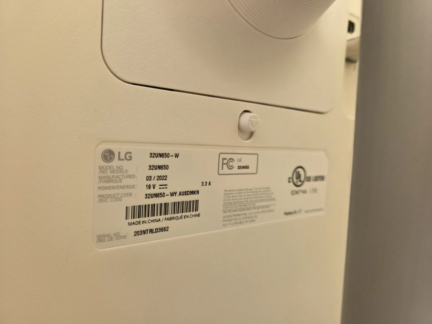LG 4K Wide 32-inch Monitor 32UN650-W - photo 2