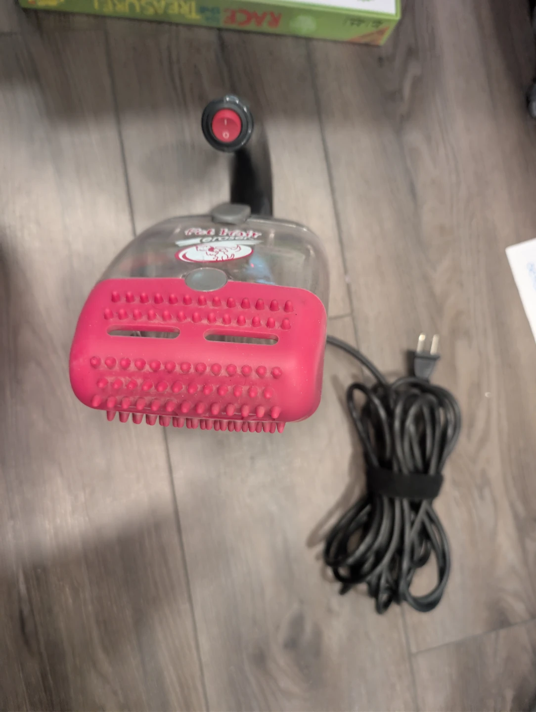 Pet Hair Eraser Vacuum - photo 2