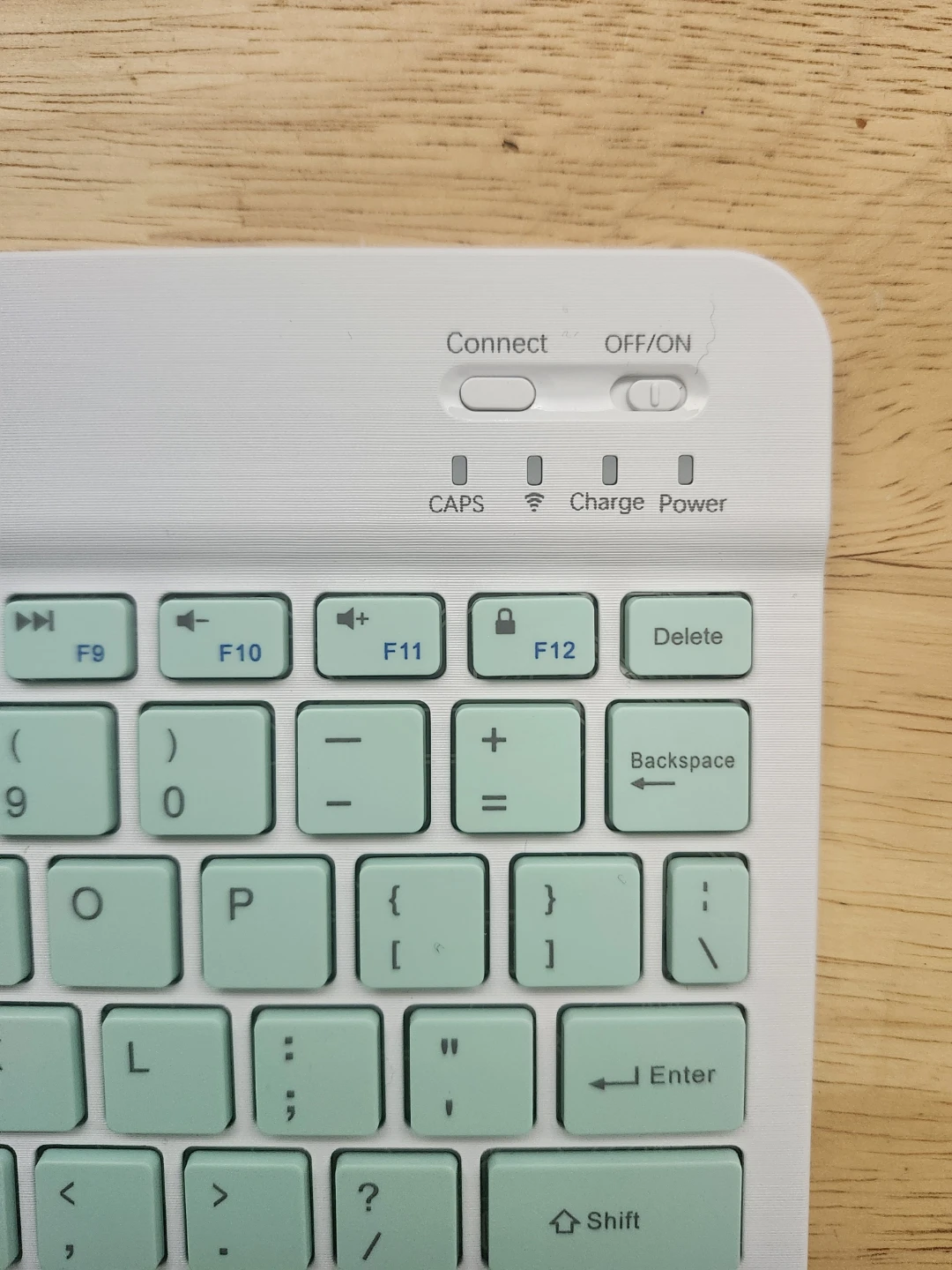 White and Mint Green Wireless Keyboard - photo 4