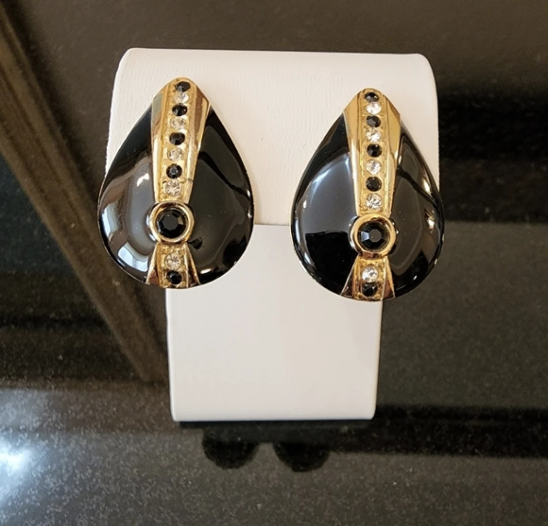 Vintage Teardrop Earrings