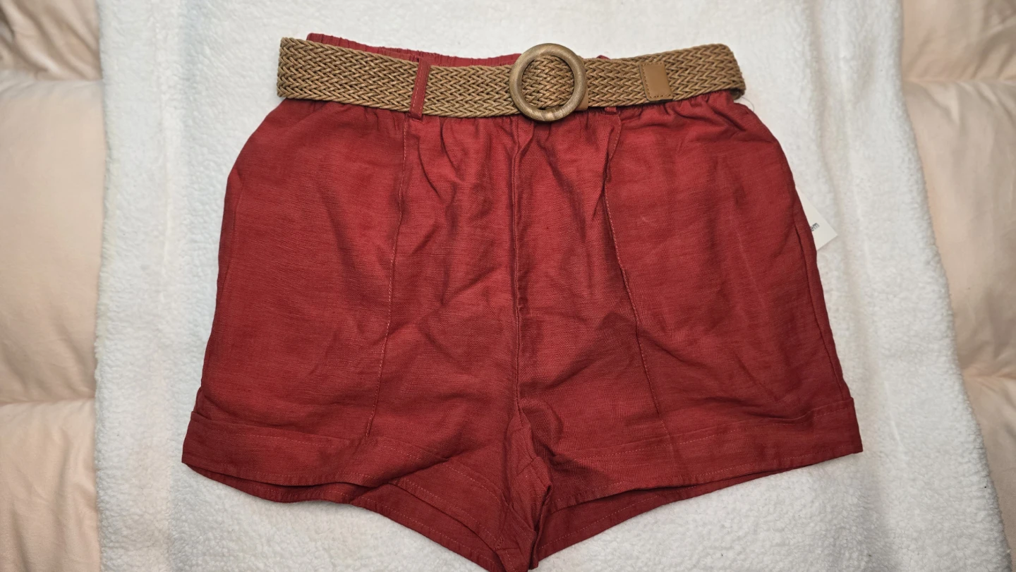 Red Linen-Blend Shorts with Woven Belt