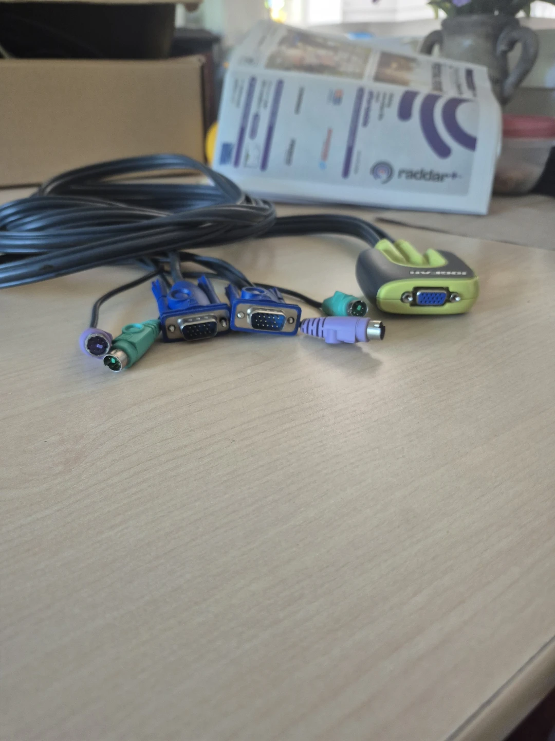 IOGEAR 2-Port KVM Switch
