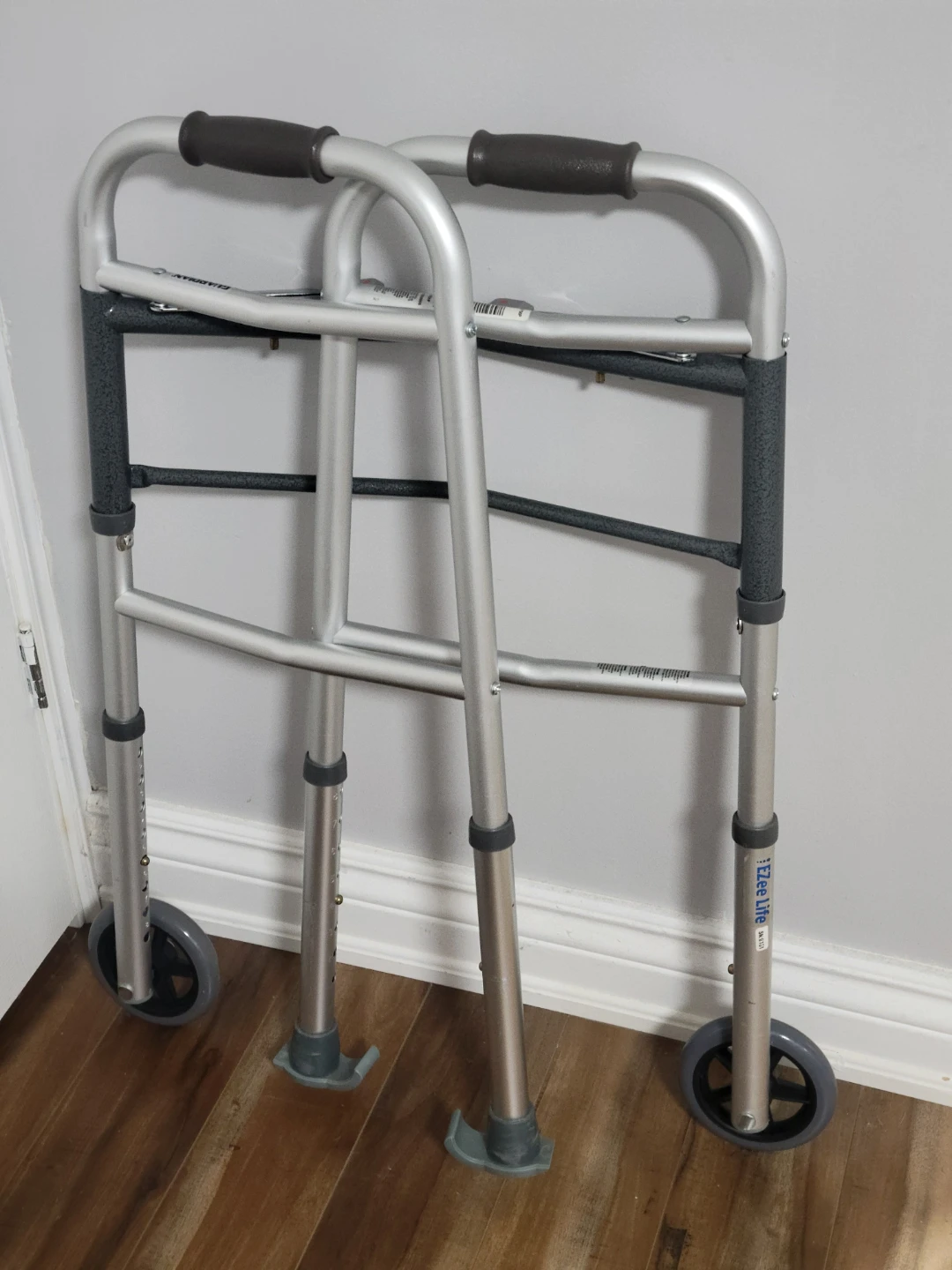 Health Care Items, see description for prices - photo 3