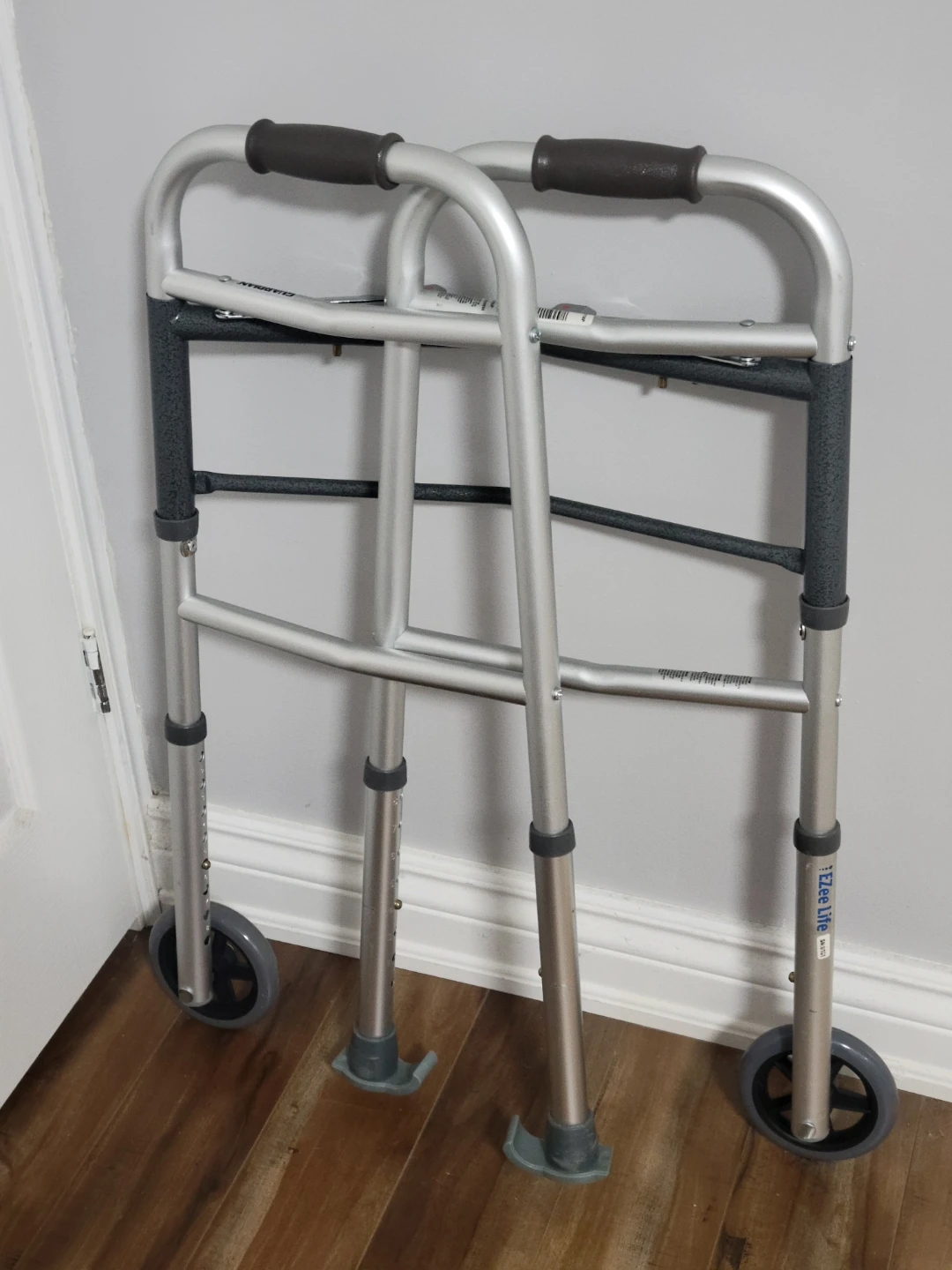 Health Care Items, see description for prices - photo 4