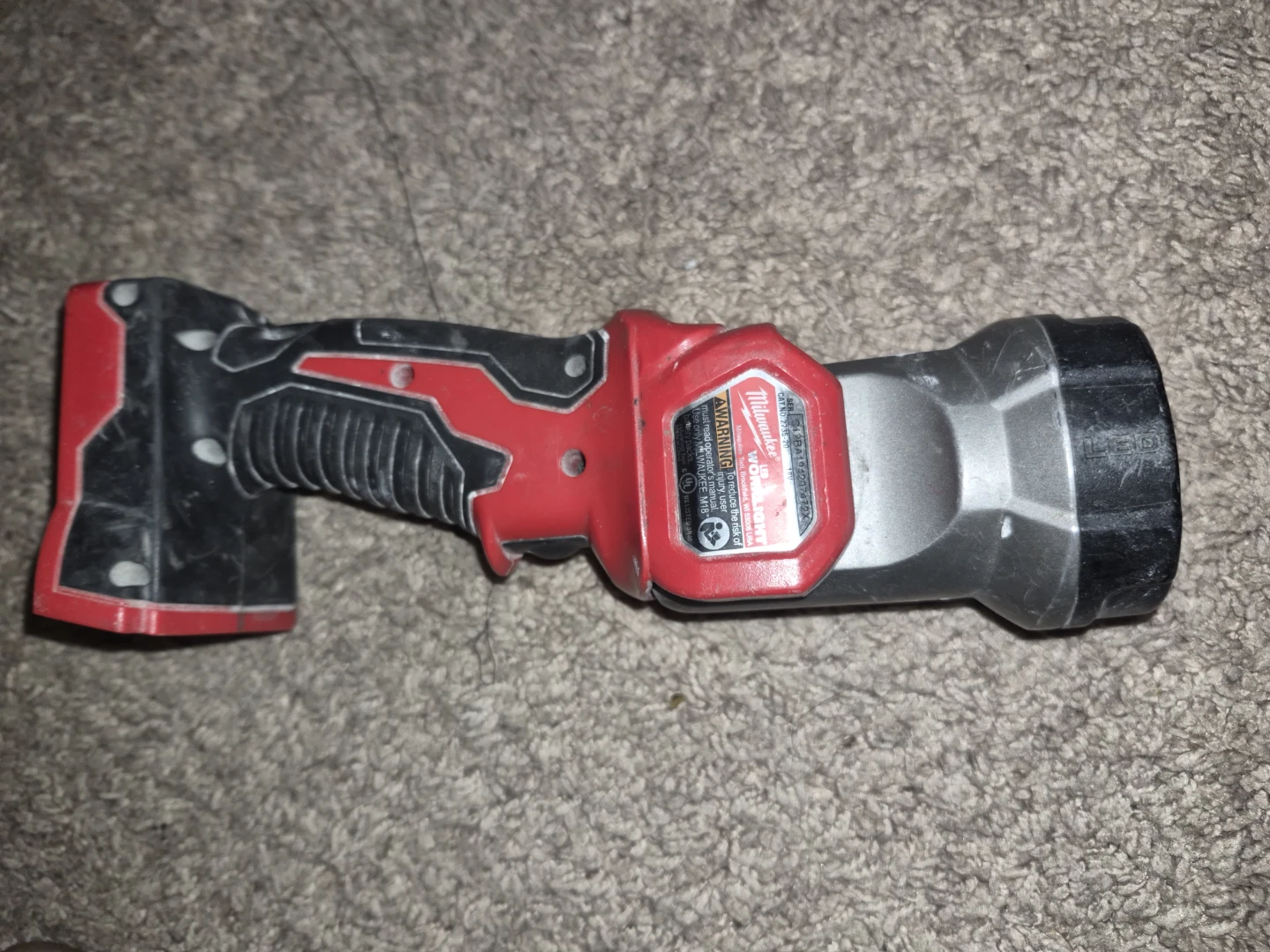 Milwaukee M18 REDLITHIUM Cordless Work Light - photo 2