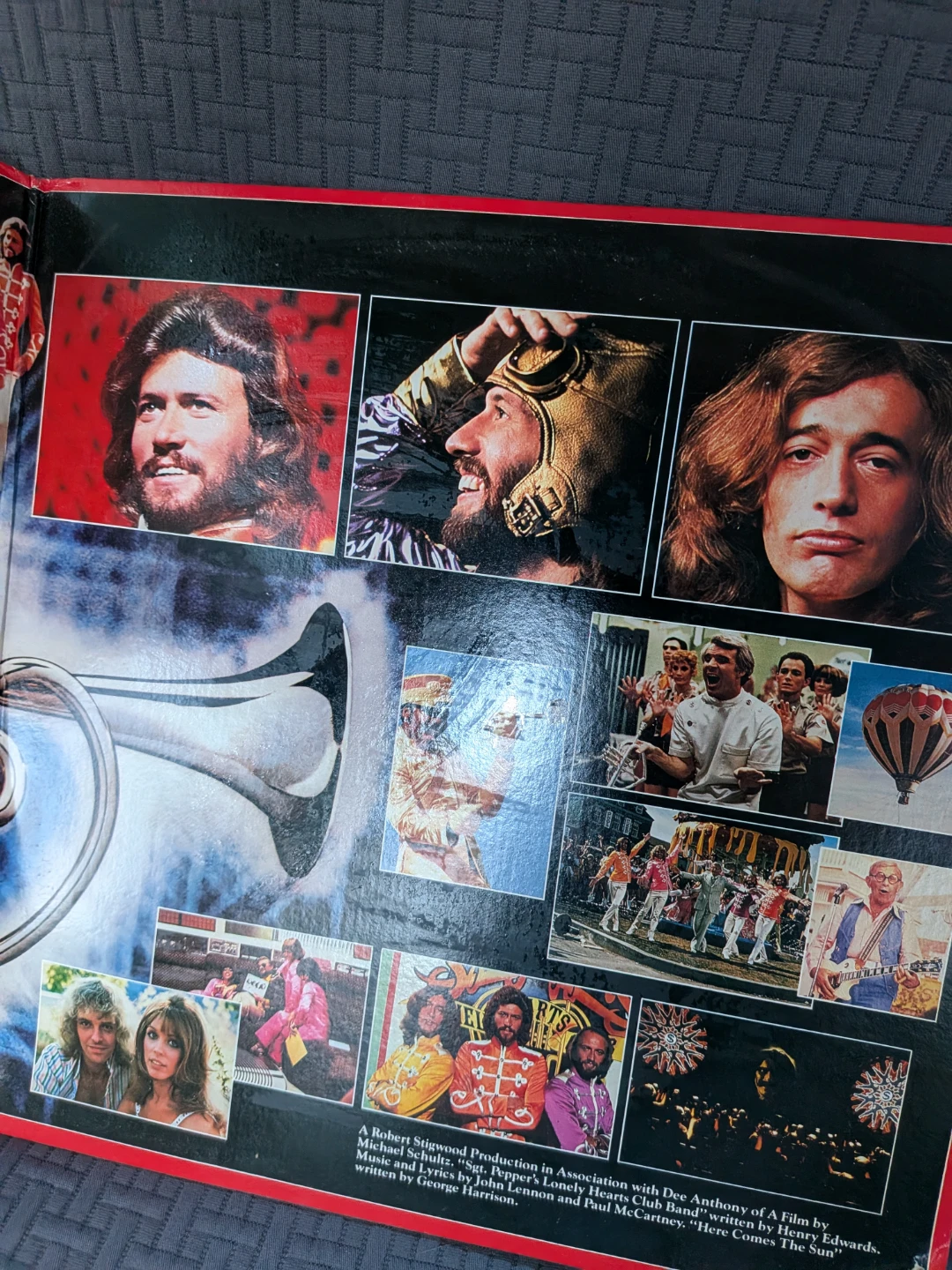 Sgt. Pepper's Lonely Hearts Club Band 1978 Vinyl w poster - photo 3