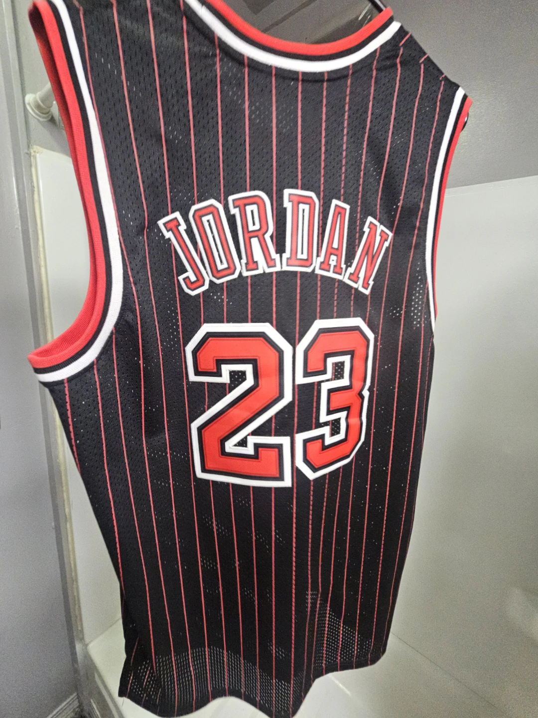Mitchell & Ness Michael Jordan 1997-98 Chicago Bulls Jersey XL - photo 4
