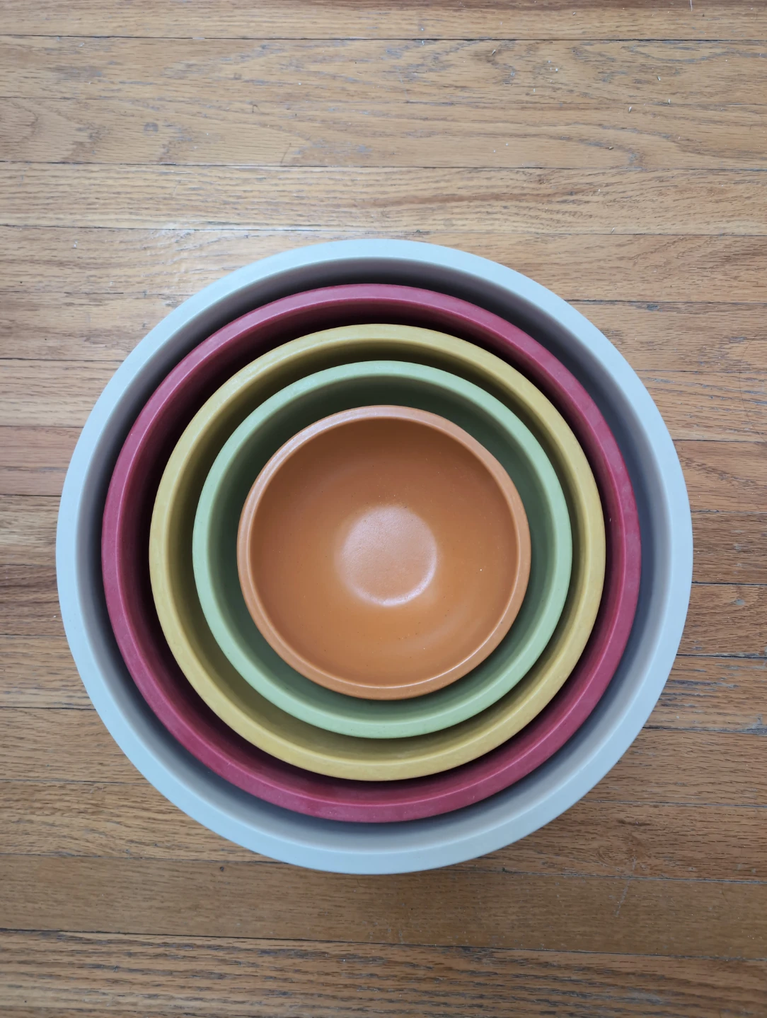 Set of 5 Nesting Mixing Bowls