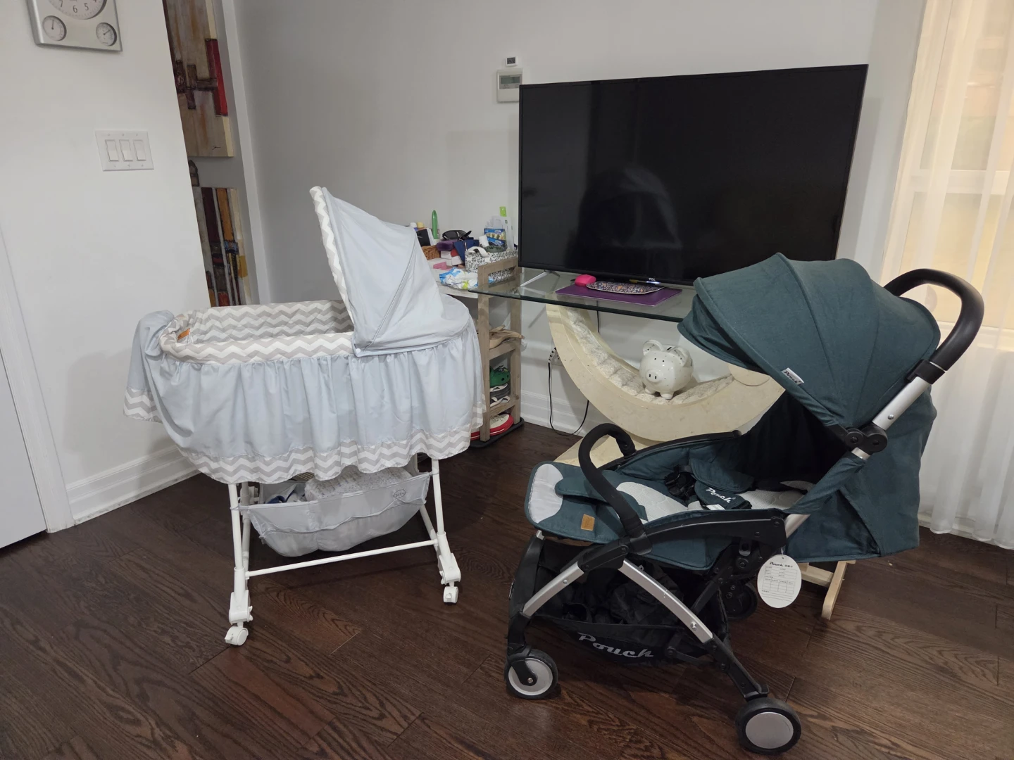 Pouch Baby Stroller all for 40$