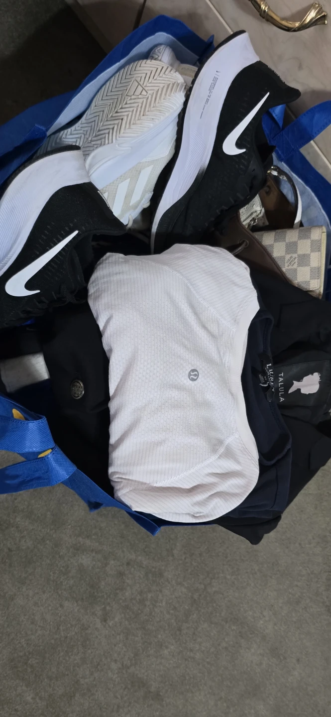 Lululemon,  Aritzia,  Louis Vuitton, Ralph Lauren bundle - photo 2