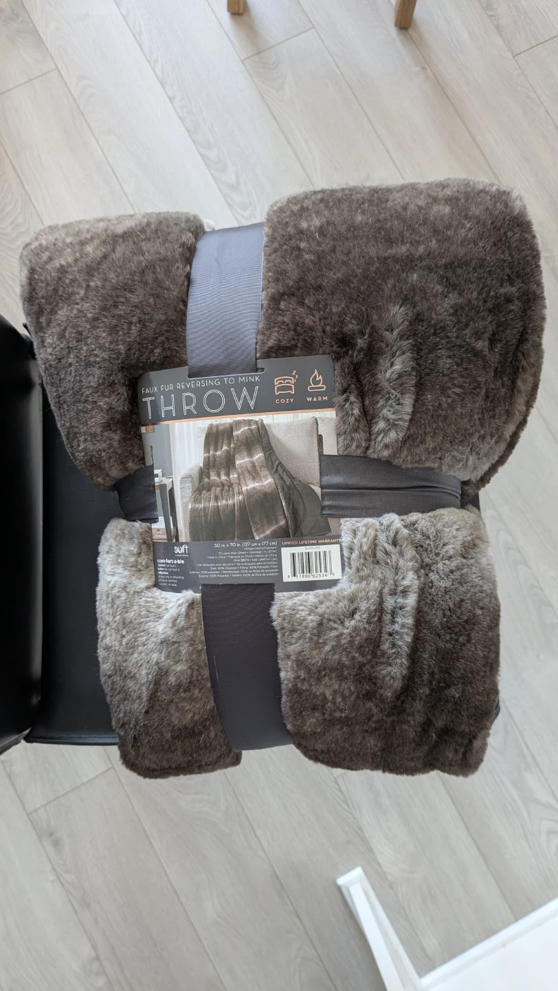 PurelySoft Faux Fur Reversible to Mink Throw Blanket - photo 2