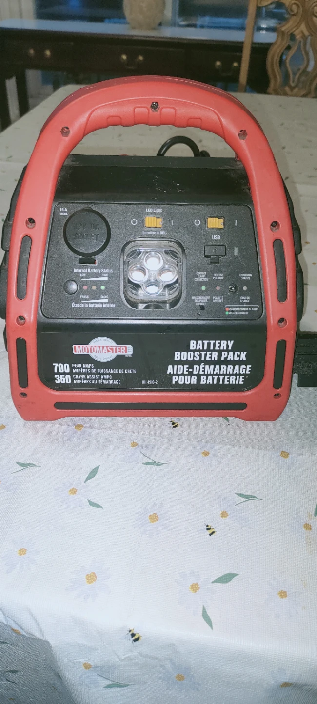 Motomaster Battery Booster Pack [ Without Adapter ]