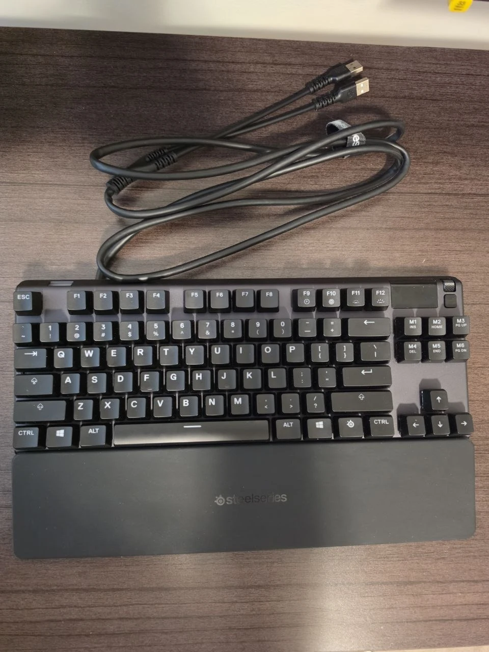 NEW Steelseries Apex 7 tkl mechanical gaming keyboard NEW in box - photo 2