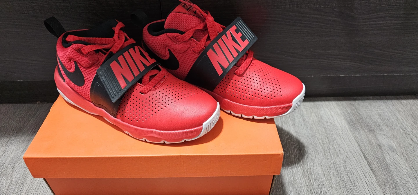 Nike Kids Shoes - Red size 6Y