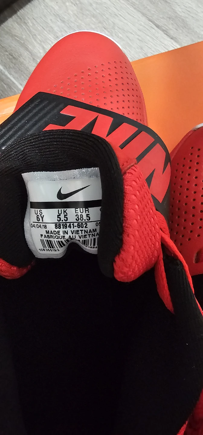 Nike Kids Shoes - Red size 6Y - photo 2