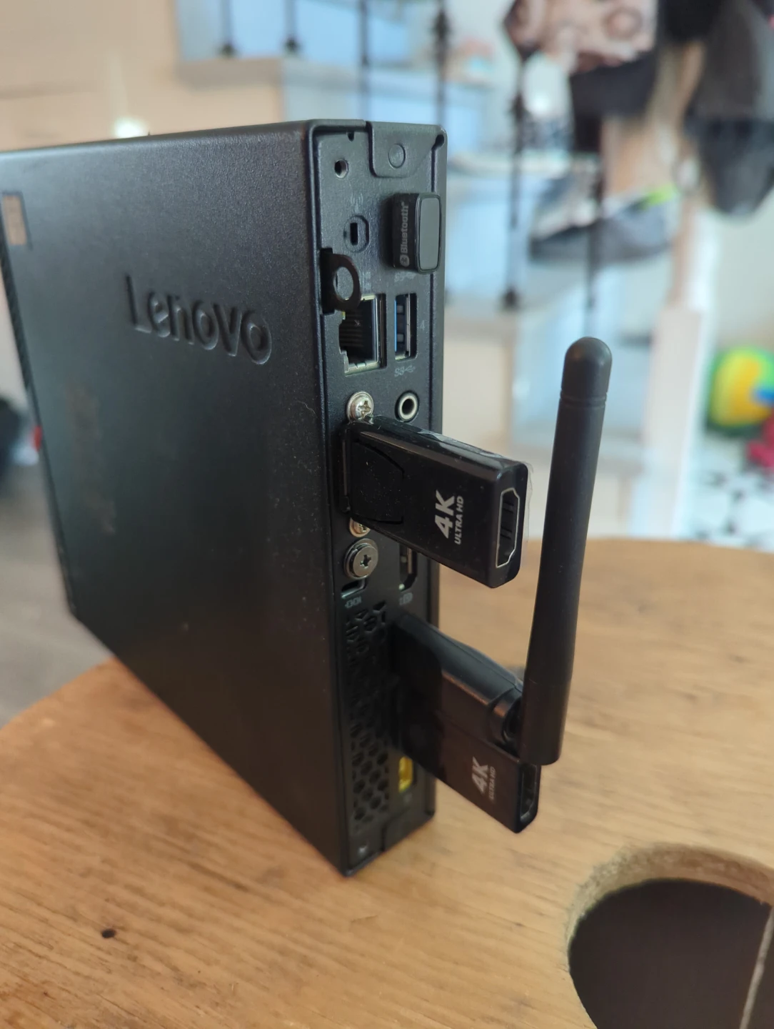 Lenovo ThinkCentre M900 Tiny Desktop Computer - photo 3